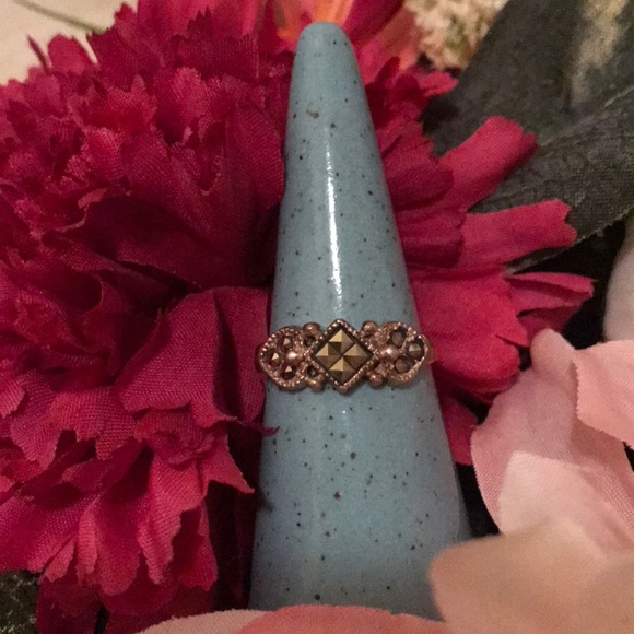 Sterling silver/marquisate ring size 8 - Picture 2 of 6